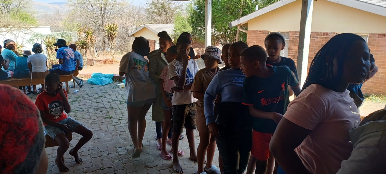 Grade 7 excursion to the Drakensberg- Wagensdrift (20)
