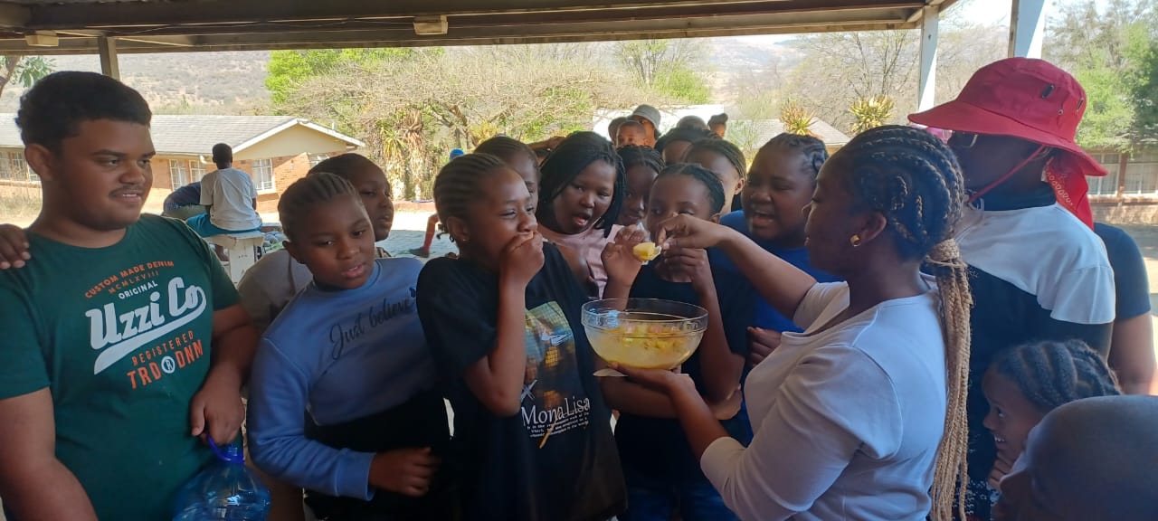 Grade 7 excursion to the Drakensberg- Wagensdrift (4)