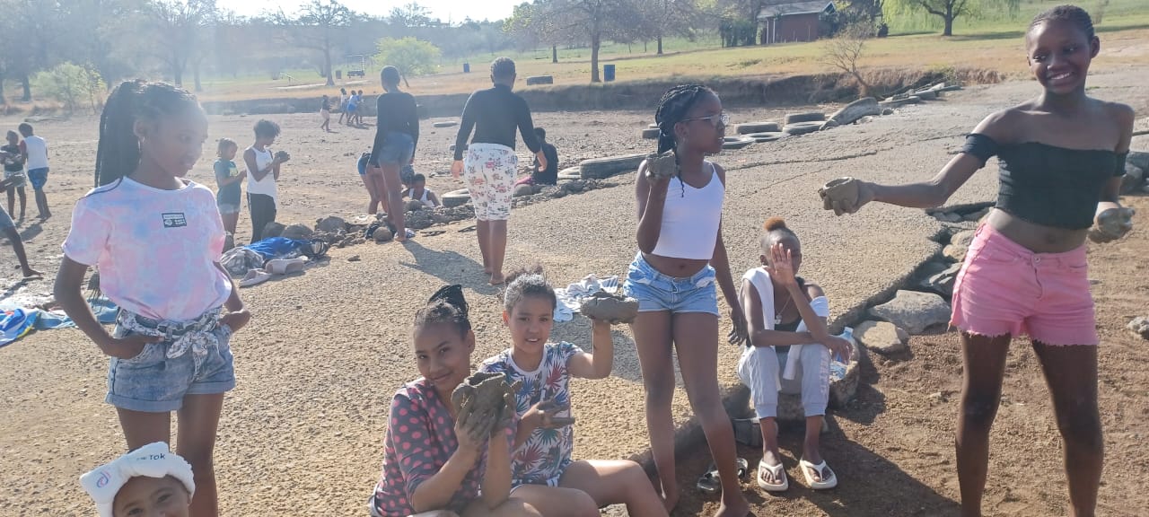 Grade 7 excursion to the Drakensberg- Wagensdrift (48)