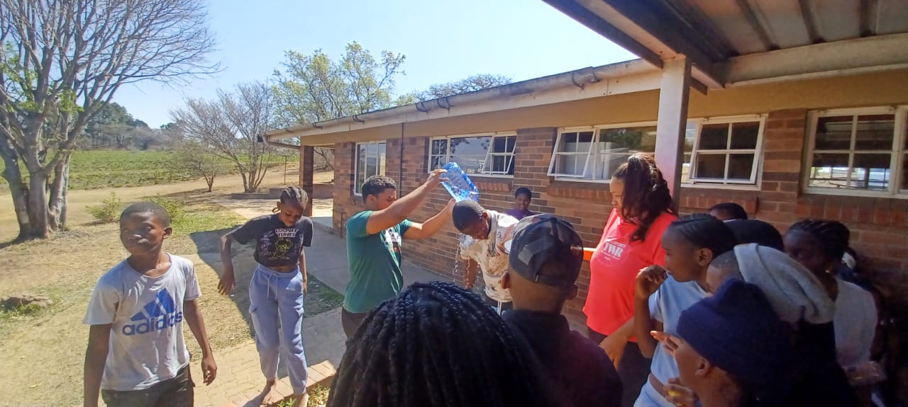 Grade 7 excursion to the Drakensberg- Wagensdrift (8)